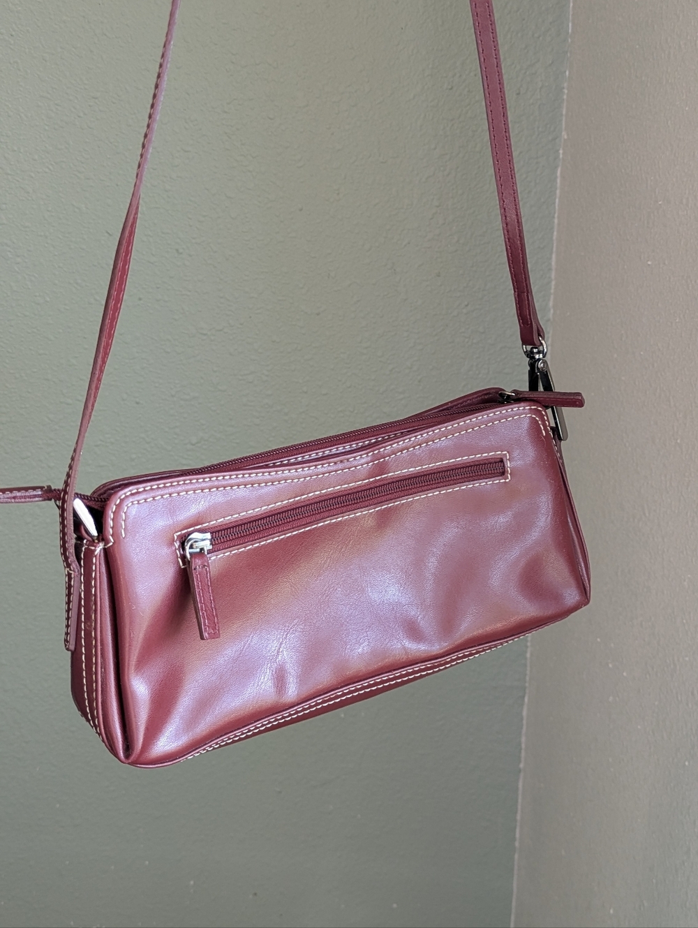 Vintage Guess Maroon Shoulder Bag - Picture 2 of 5